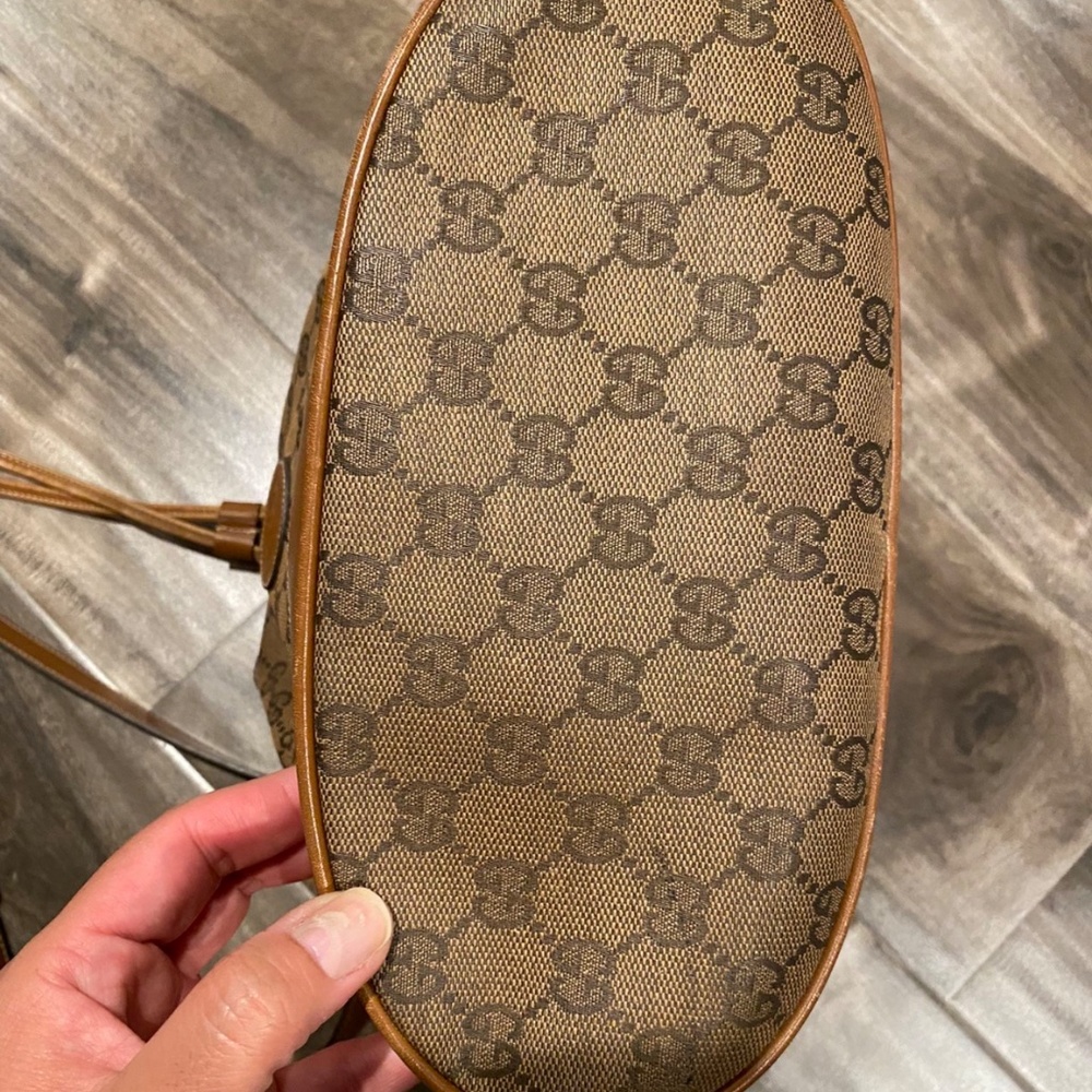 Authentic Gucci Bucket Bag - Picture 4 of 12